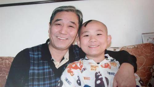 其实稍微对陶阳有所了解的人都知道,陶阳几岁就开始学习京剧,这些戏曲