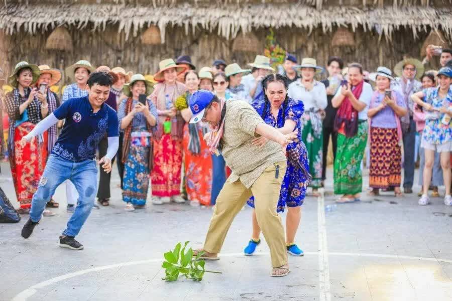 精彩瞬间大盘点!柬埔寨宋干节这些照片值得回味......_游戏_暹粒_传统
