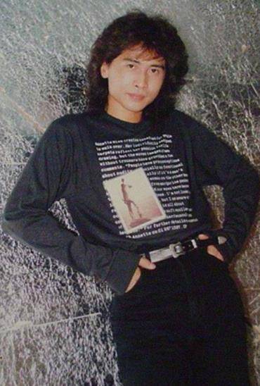 齐秦:与王祖贤虐恋15年,为何转身娶了小24岁的四川姑娘_方美芳_齐豫