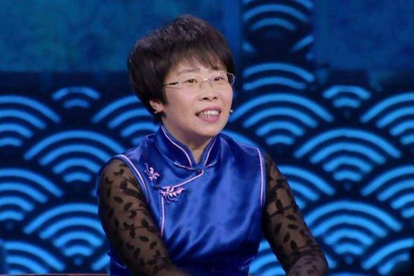 于丹国学肤浅蒙曼学识不俗二人本质差别在何处听老梁怎么说