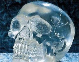 玛雅文明留下的神秘水晶被称之为厄运头骨至今无人敢直视