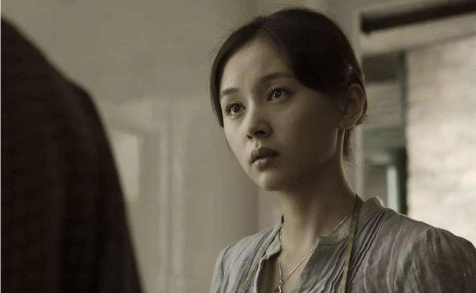 原创王子文身材娇小可人却是极具灵气的一名女演员