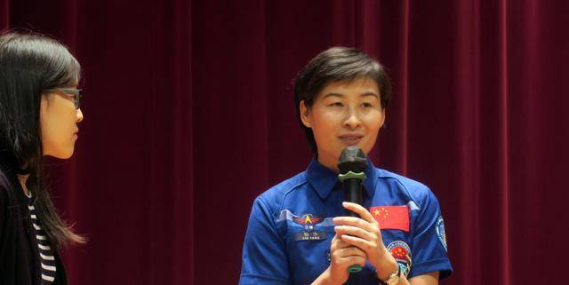 中国首位女航天员刘洋,为何不再上太空了?现在怎么样了?
