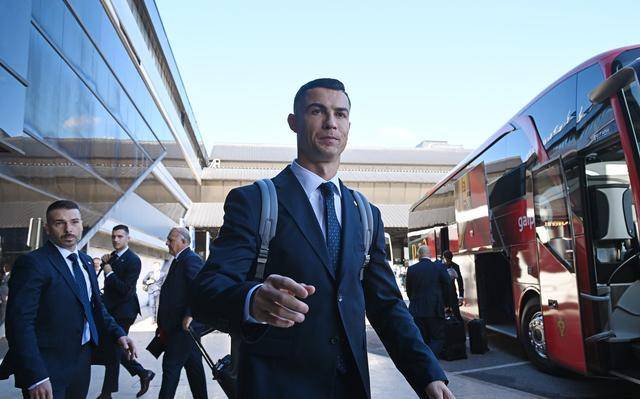 原创c罗余豪宅出售价值500万欧元遭遇交易障碍