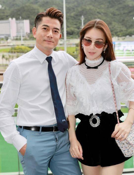 郭富城老婆方媛晒天王嫂日常生活插花逛公园不忘学广东话粤语网友视频