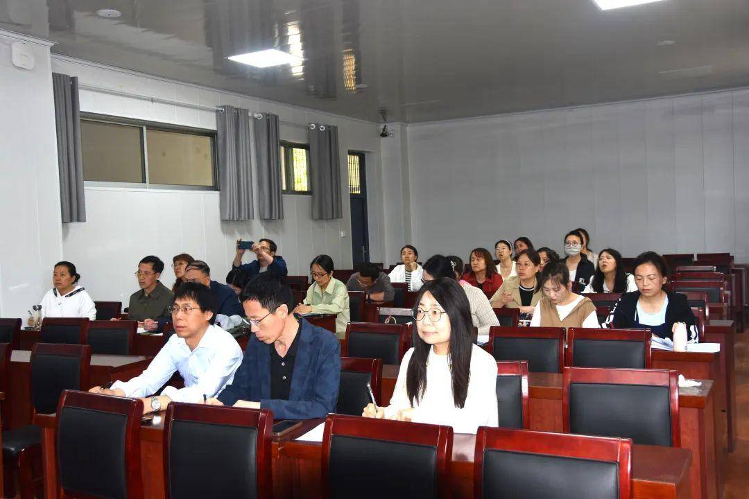 夏县中学西校区与康杰中学开展联合教研活动