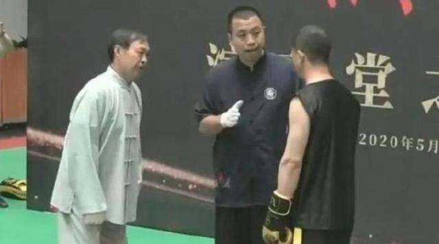 马保国身穿皇帝新装还是被识破了,源于一场与业余拳手王庆民的较量.