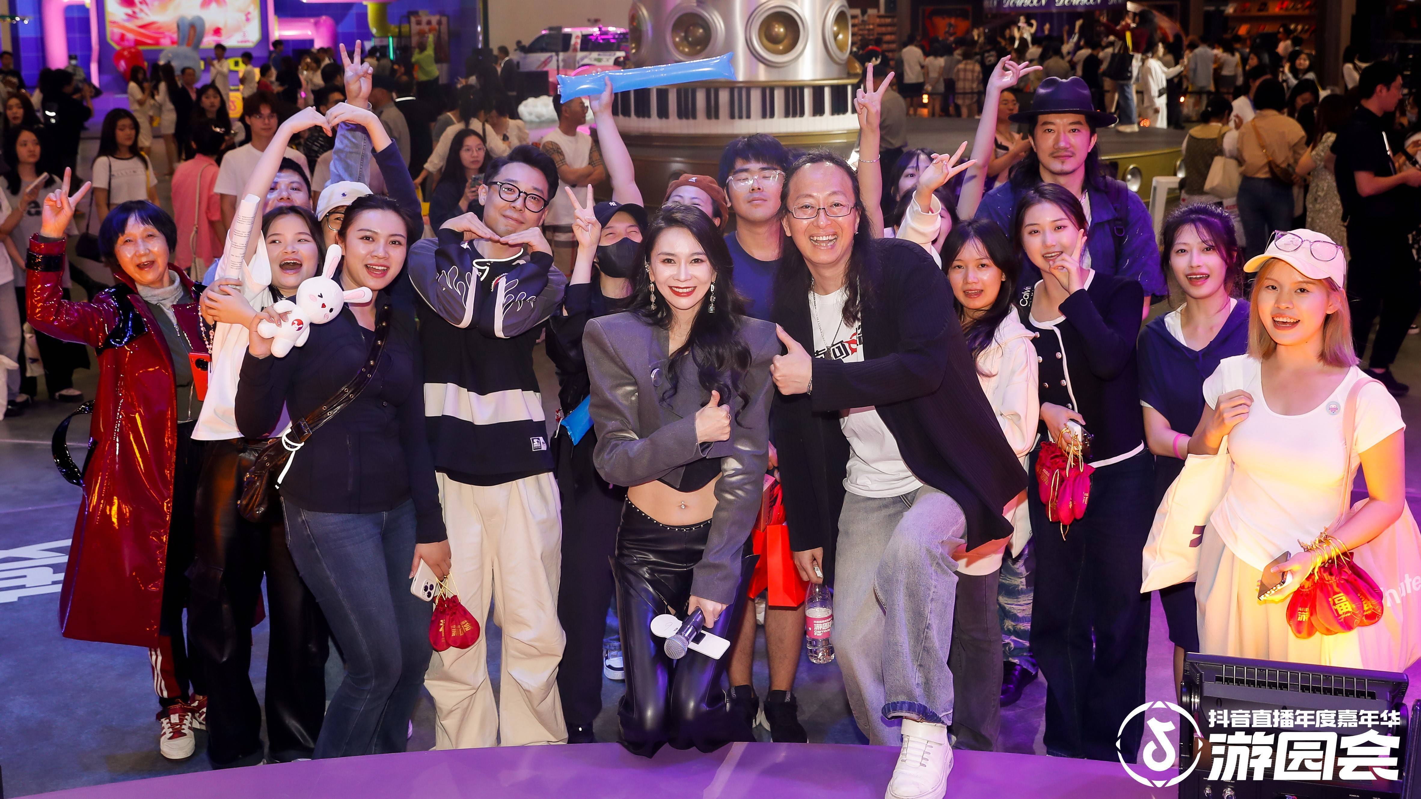 歌手主播林嘉荣获抖音嘉年华流行乐冠军