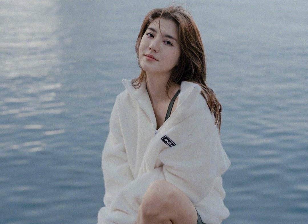中法混血美女吴千语,肤白貌美,身材高挑,美到不可方物,太绝了
