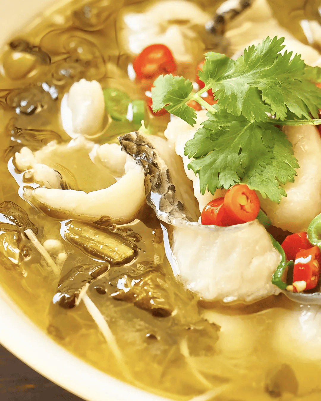 金汤酸菜鱼,姐妹们不用再去下馆子啦,一条黑鱼自己也能做_口感_汤汁_