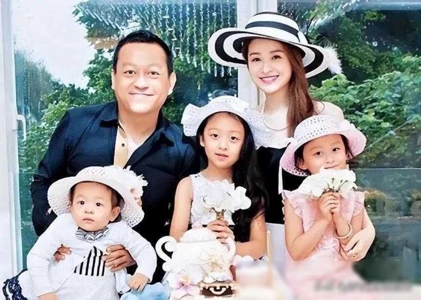 愿徐淑敏和黄浩的未来充满幸福与美好,愿每个人都能够在人生的道路上