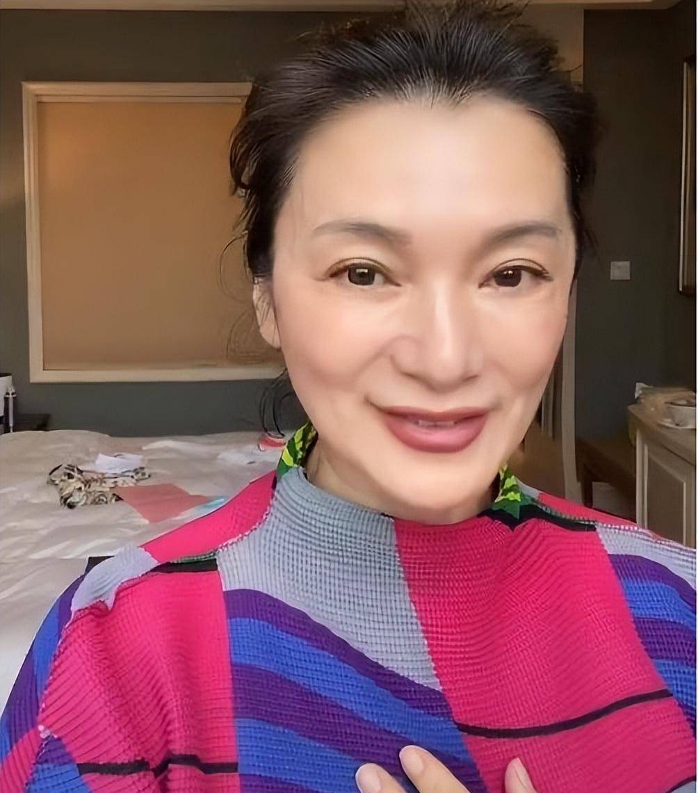 原创倚天屠龙记女星今昔贾静雯二婚幸福灭绝师太越老越面善