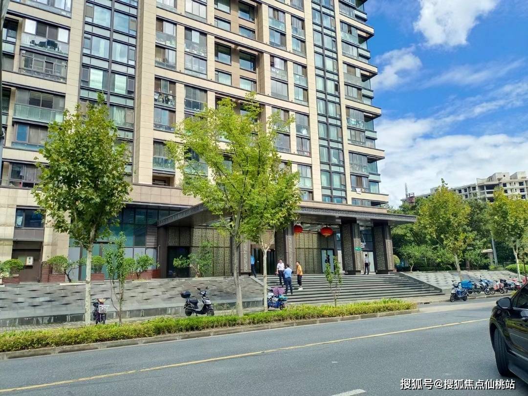 【医院】:上海市肺科医院,长海医院【学校】:财经大学附属小学,复旦