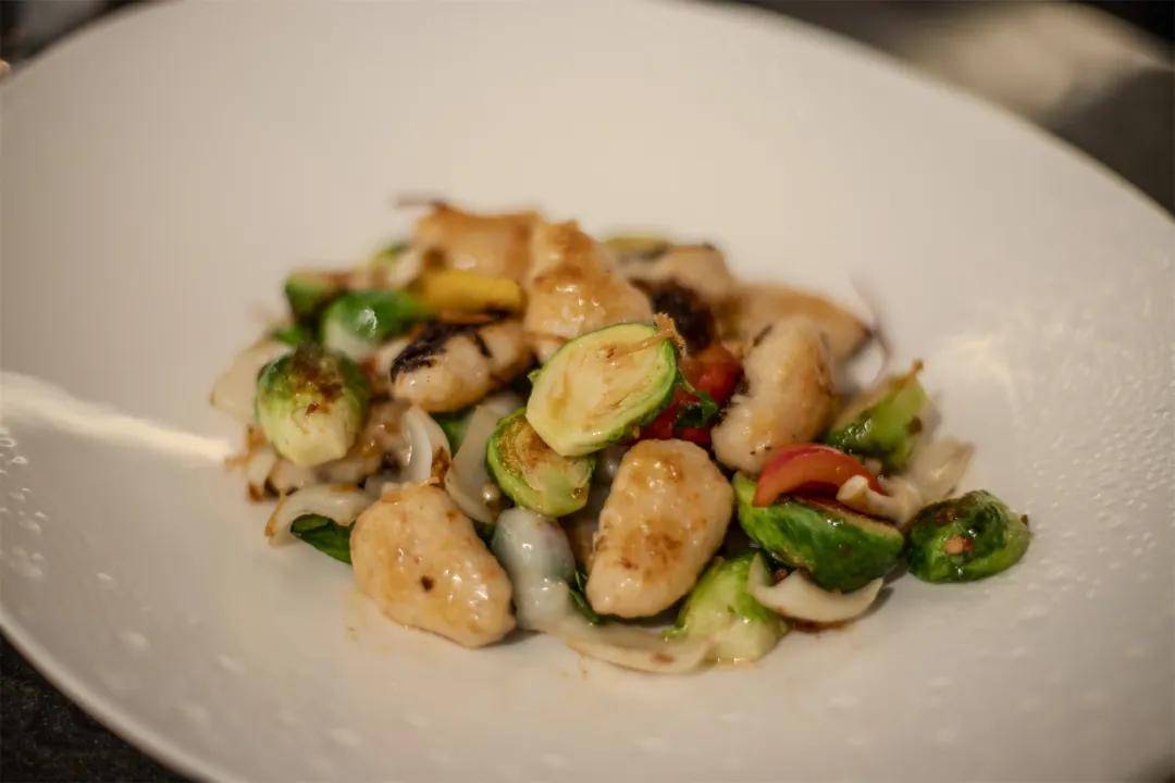 rara张家港体验店与贵宾的味蕾在这片水乡得到滋养.