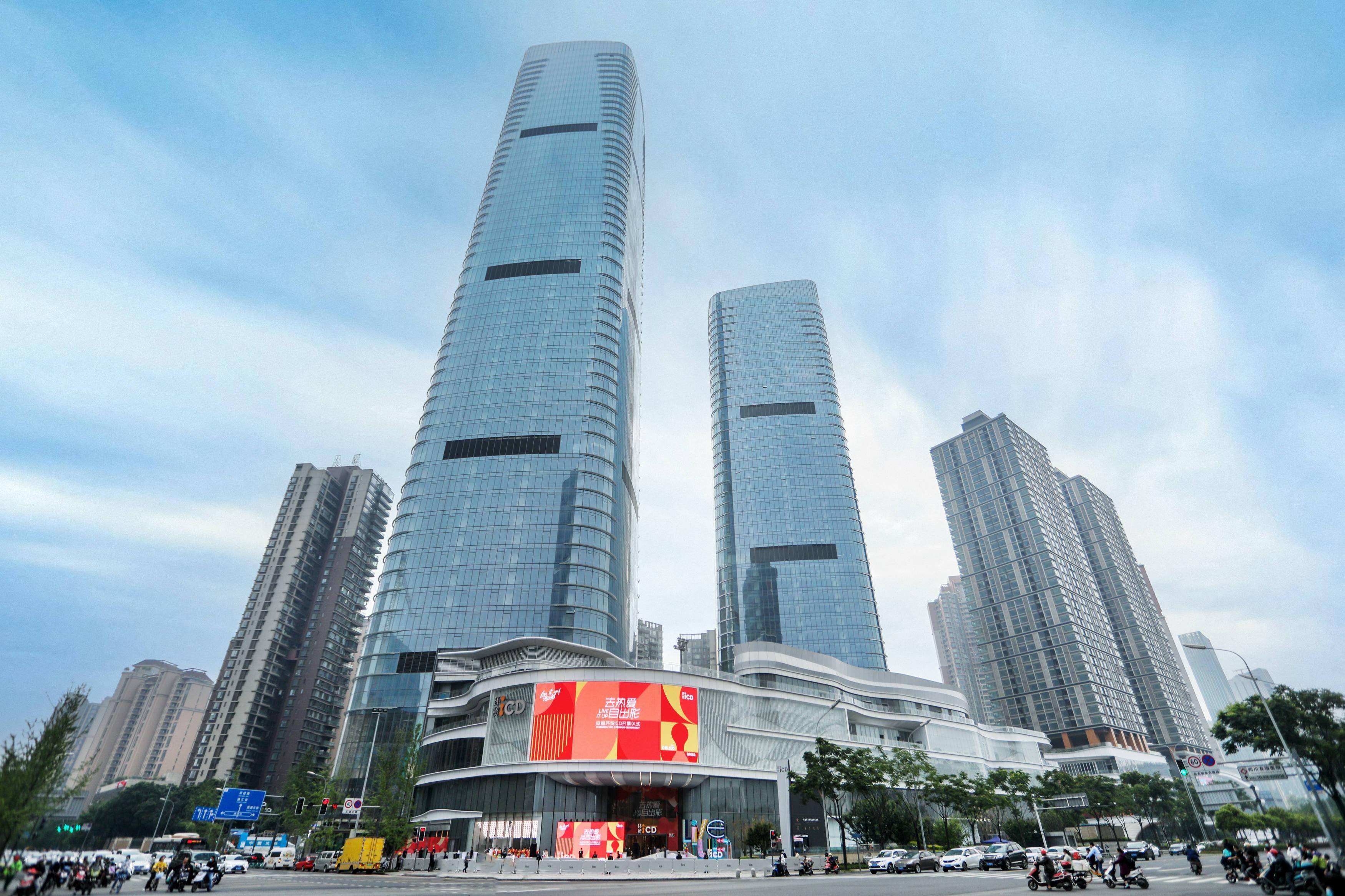 新鸿基在香港,北京,上海,广州这些核心大城市拥有非常多的地产物业.