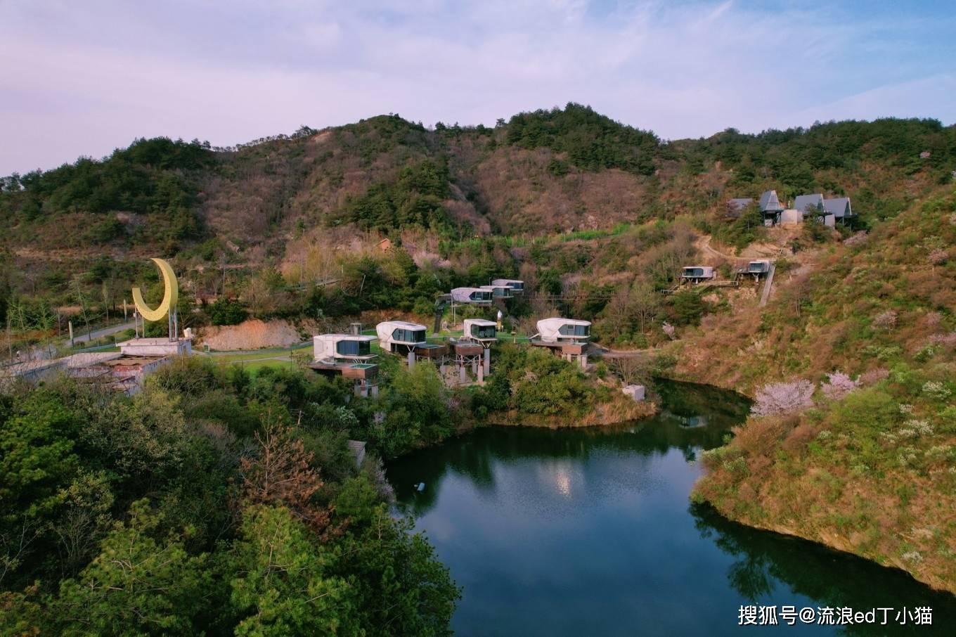 五一出游去哪儿玩?跟着董宇辉打卡武汉清凉寨,领略武汉山水之奇