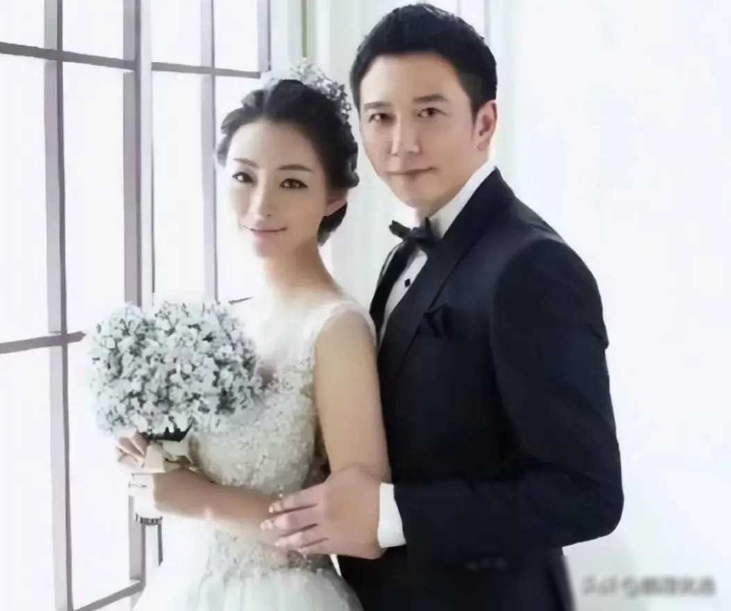 温兆伦老婆李美玲图片图片