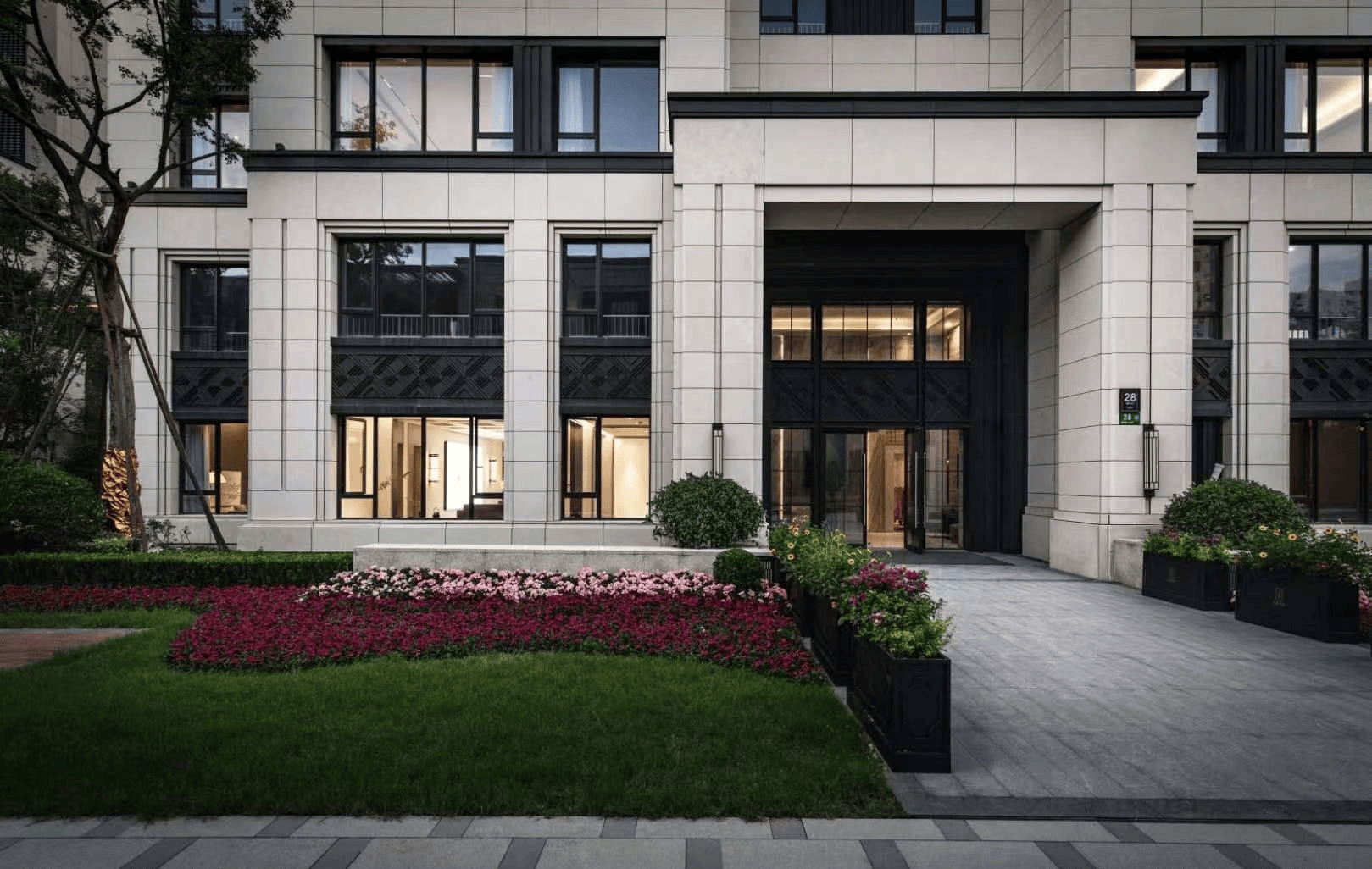 上海闵行龙湖天琅【宽境翡翠平墅】精装大平层-通燃气不限购