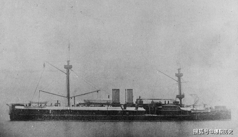 定远号:德国伏尔铿造船厂制造的铁甲战列舰,镇远号的姊妹舰,是北洋水