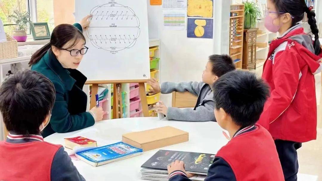 东方悦稚6-12岁环境课程时间课程语言英文授课,中文翻译获得证书ami6
