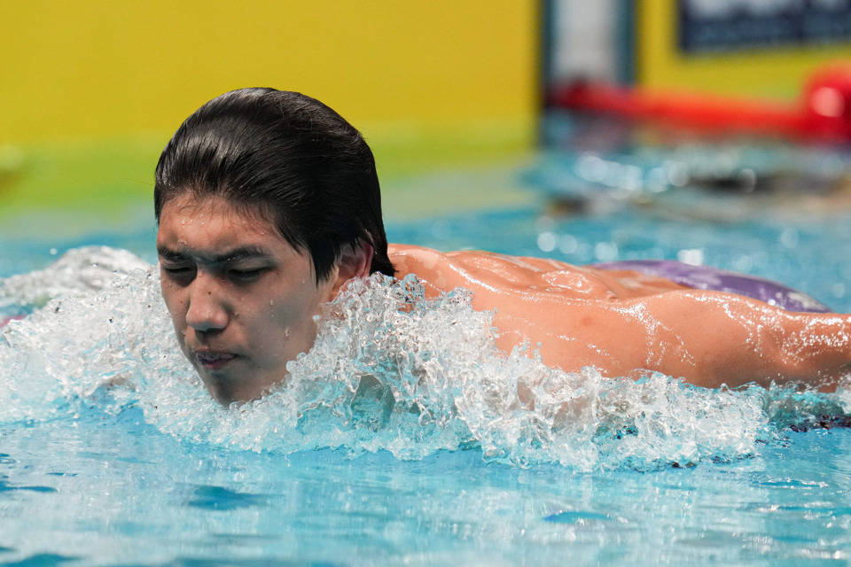 游泳冠军赛:张展硕0.02秒绝杀夺冠,携手费力纬锁定奥运资格