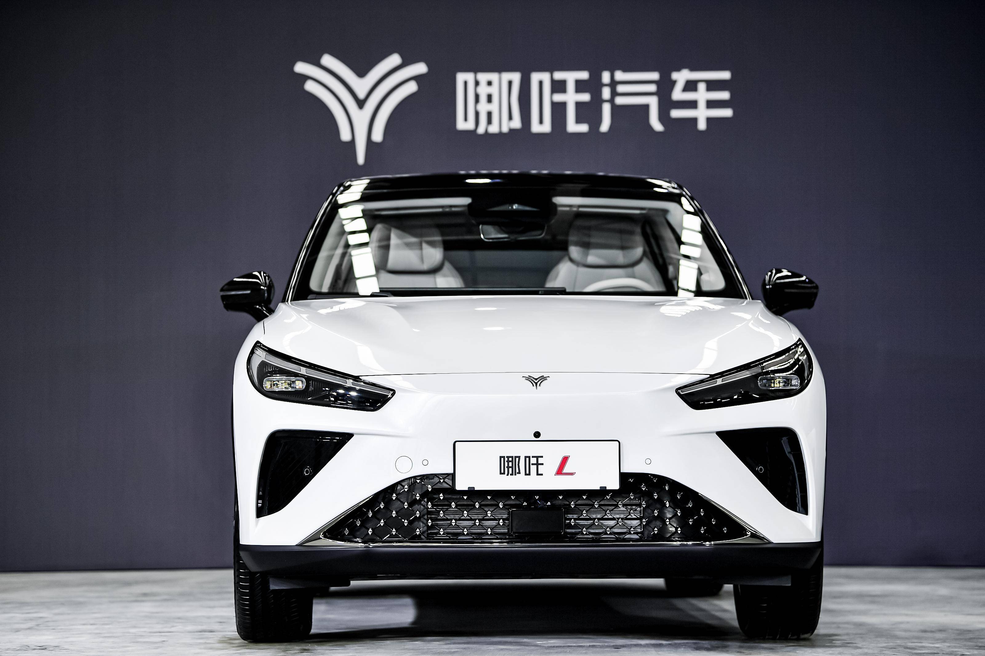 全球纯电续航最长的增程车型上市,哪吒l售价12.99万元起
