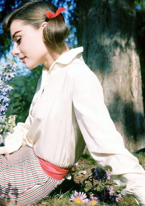 31年过去了,我们依然怀念奥黛丽·赫本的美