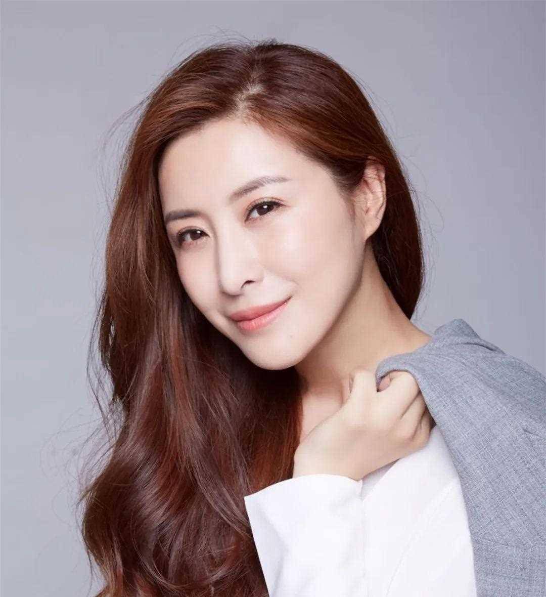 他爱赵本山徒弟,求娶走红后感谢岳母房产送照年照顾_挑战_于洋_爱情