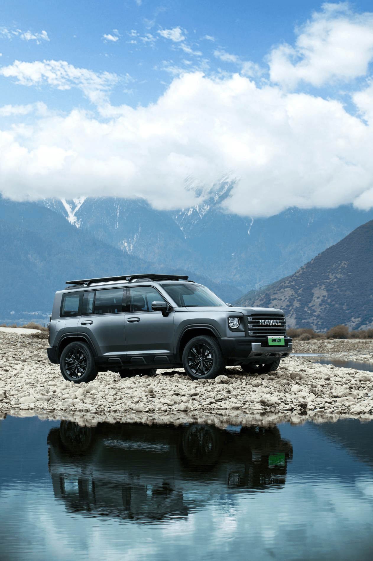 新增的黑米内饰配色,简约而不失时尚感,满足了年轻消费者的多元化需求