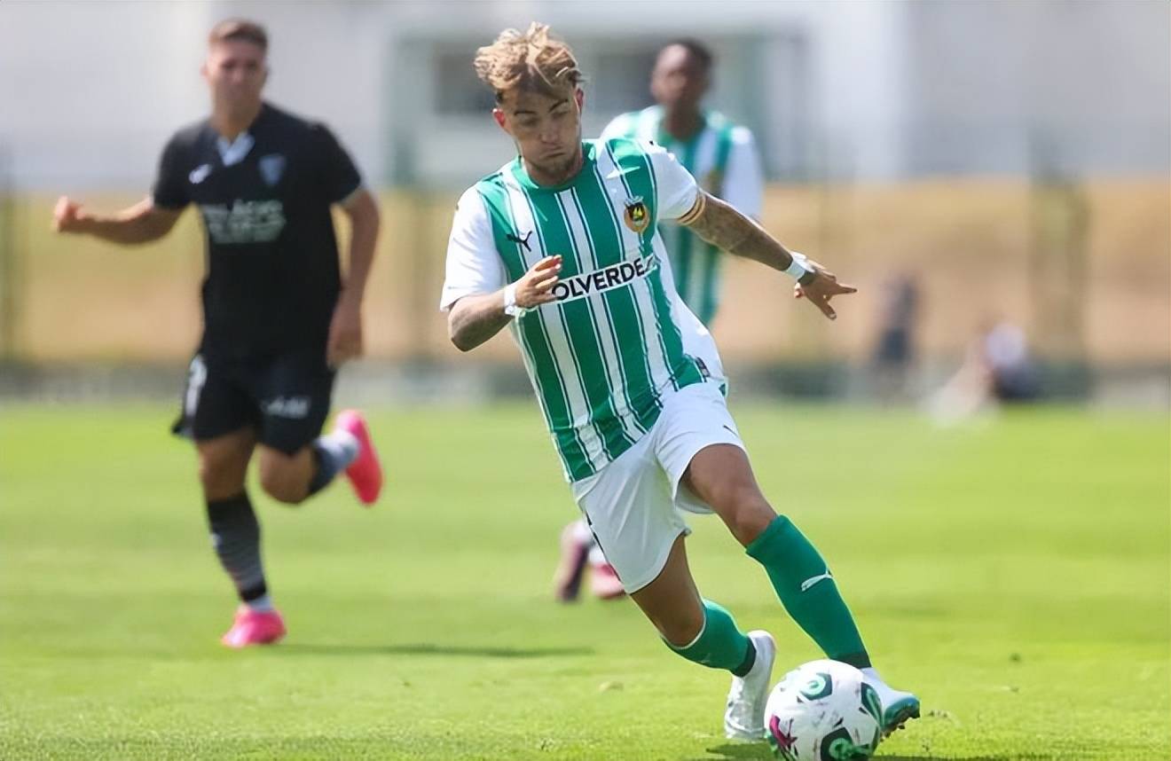 北京国安重金引援的葡萄牙人古加 好像还没有够张稀