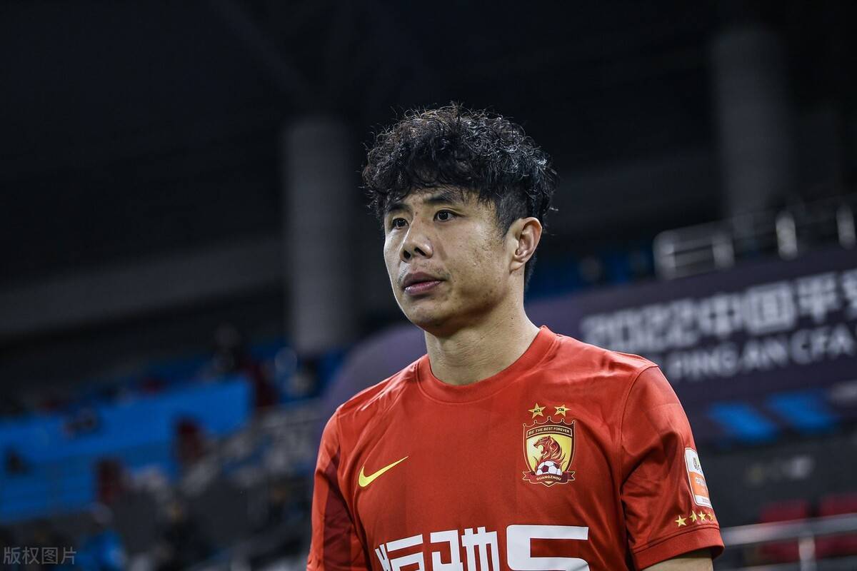 蒿俊闵做出重要决定!在社交平台上久违发声,直接看懵鲁能球迷