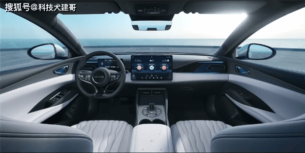 问界新M5一图看懂；海豹06 DM-i官图发布；极星Polestar Phone发布