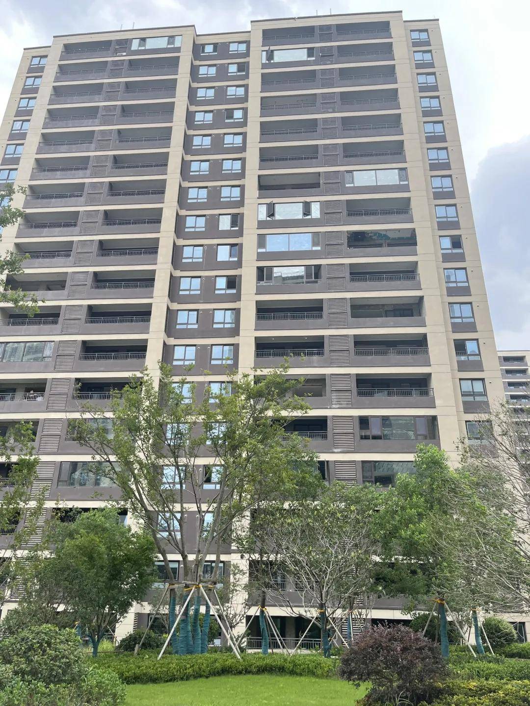 徐州金辉信步兰庭售楼处电话(24小时电话)金辉信步兰庭售楼处地址