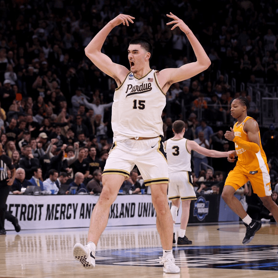 周志豪正式宣布参加选秀：自信在NBA打得更好 预测顺位首轮第14