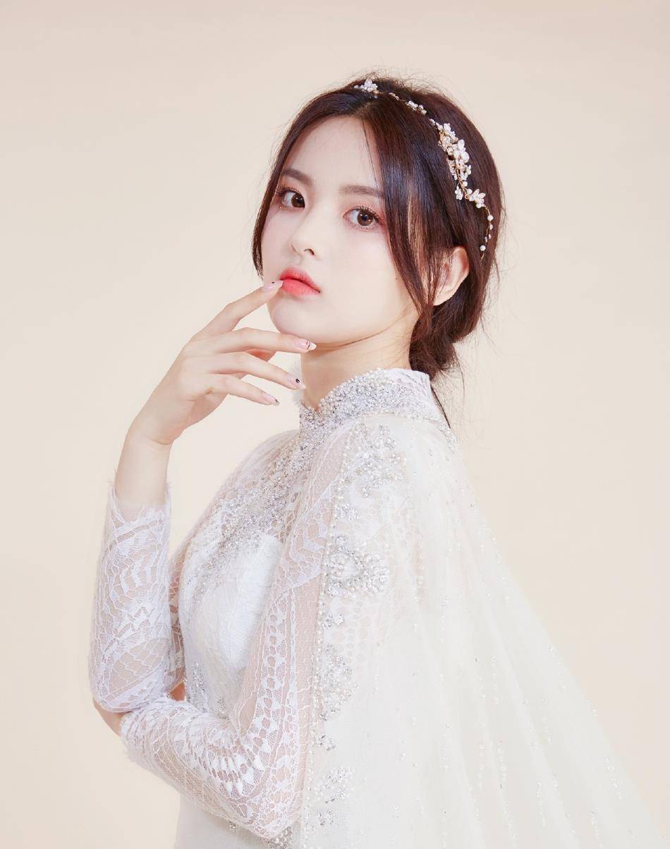 原创如果你拥有杨超越的颜值,身材和可爱,你也会成为锦鲤本鲤