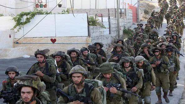 以色列麻烦大了,叙利亚30万大军,4千辆坦克已整装待发