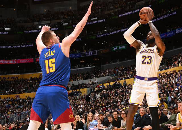 同时,湖人队球员也在思索着下个赛季