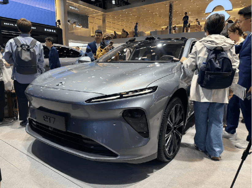 北京车展新能源汽车硬控全场联想懂的智能车联发电助攻