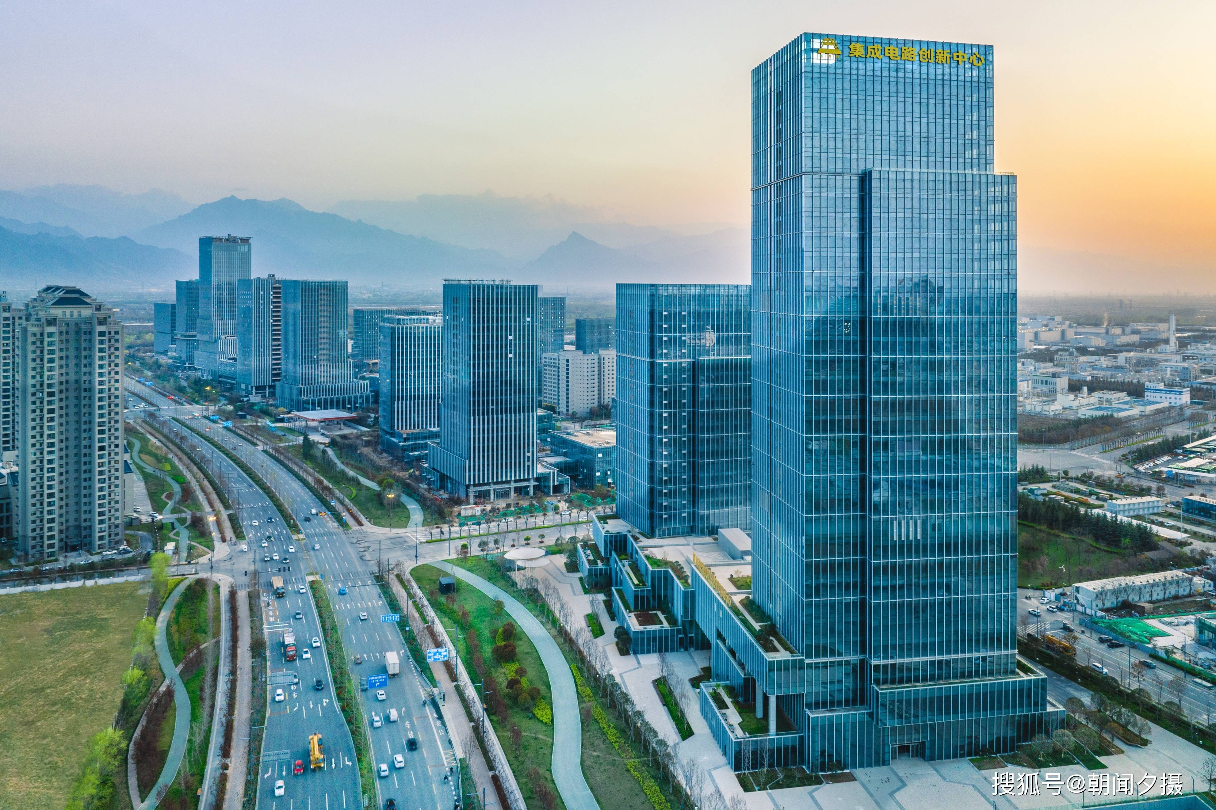 走进西安高新三期建设现场,未来之瞳大剧院内景曝光_创新中心_公司_雷达