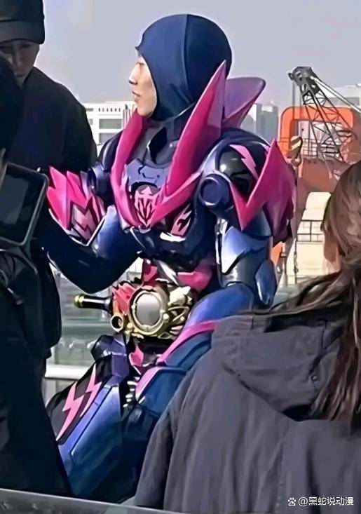 动漫 卡通 漫画 头像 515_733 竖版 竖屏