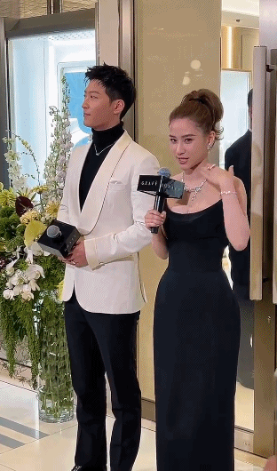 窦骁何超莲已分居?网曝二人没领证,男方拿不到钱露出真面目!