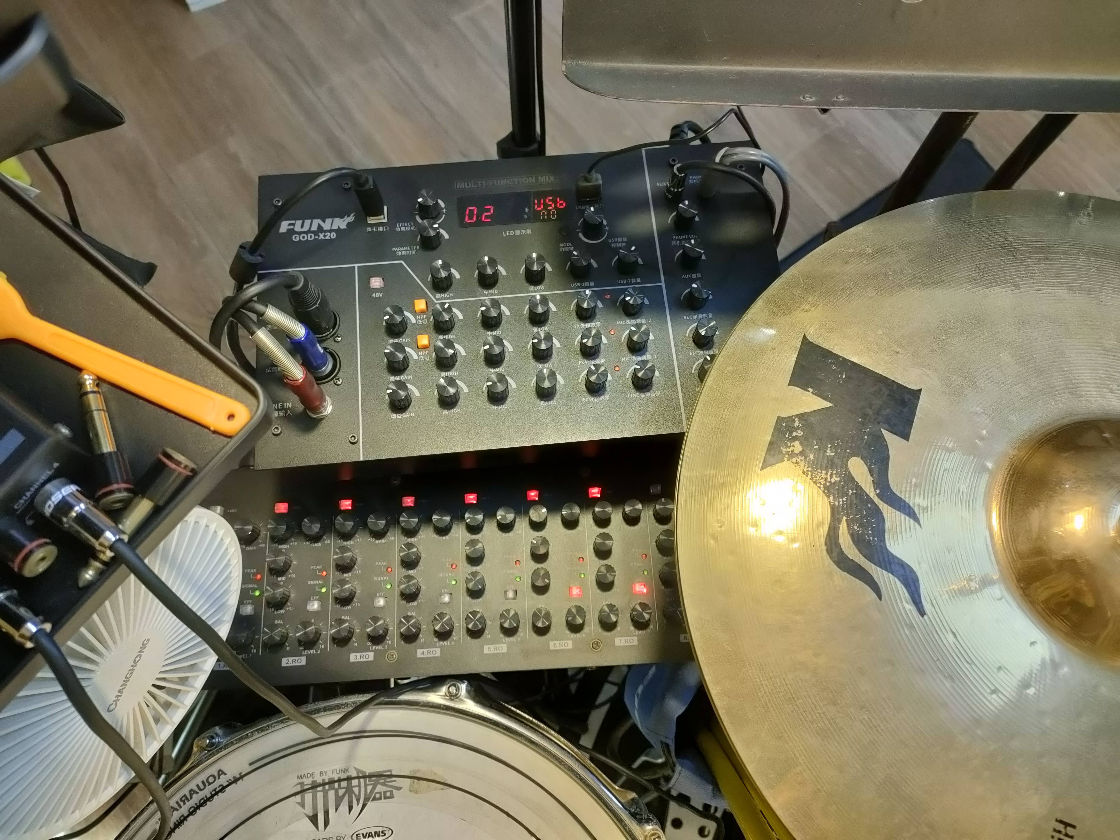 音频无线发射器和接收器的区别funk-god-x系列-架子鼓原声拾音无线