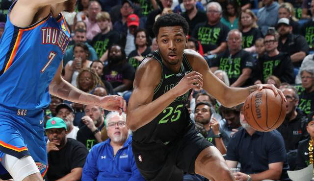 鹈鹕新星特雷-墨菲:自主得分能力挑战本职责任?_1_nba