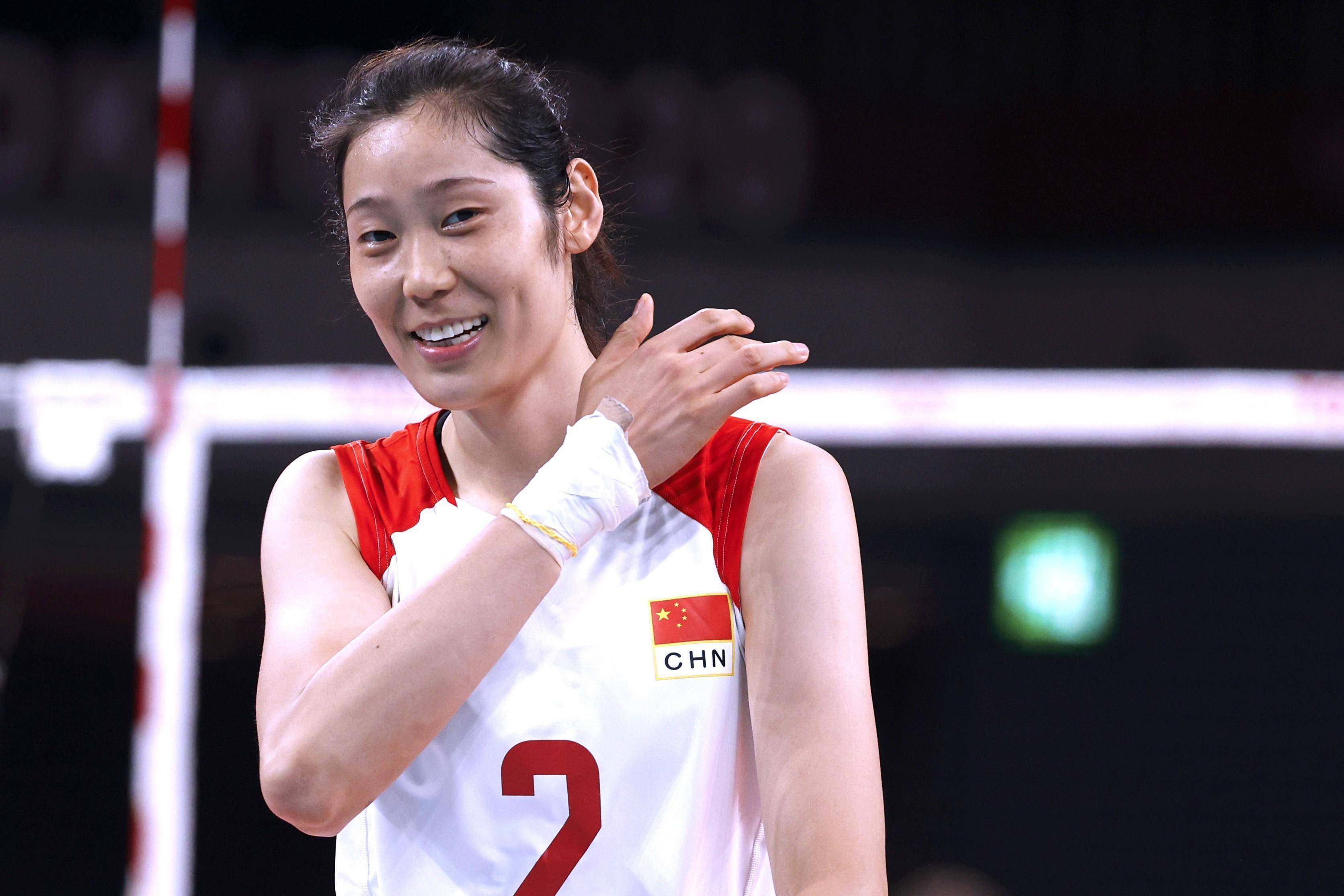 被蔡斌要求体测,朱婷表态官宣决定,赖亚文遗憾,郎平力挺!