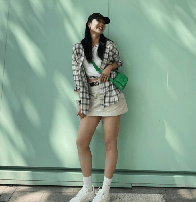 又美又能打!中国女篮又一24岁新王牌崛起,李梦替身无愧颜值担当