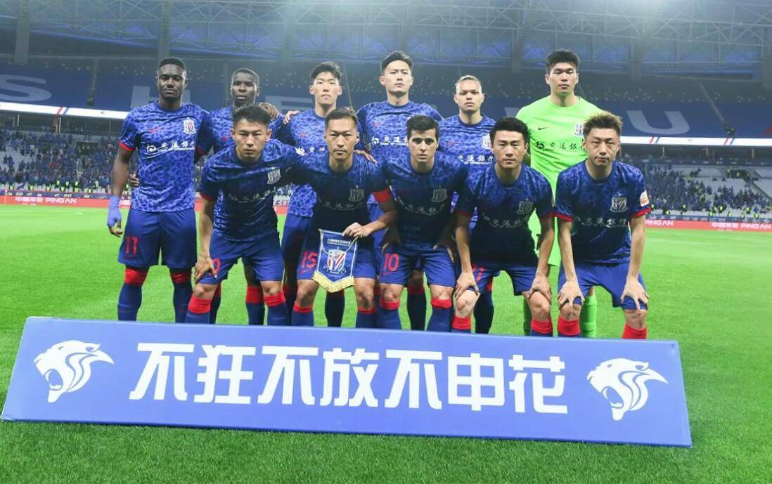 路易斯独中两元,申花4-0大胜浙江,球迷:这就是冠军实力!