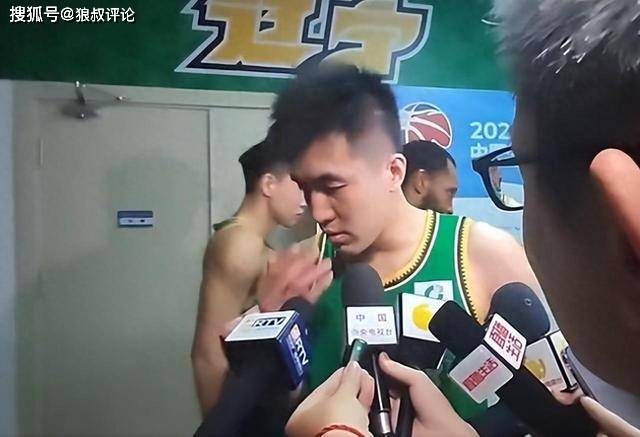 郭艾伦拒绝带伤出战太明智!赵睿仅打5场旧伤复发 可能赛季报销