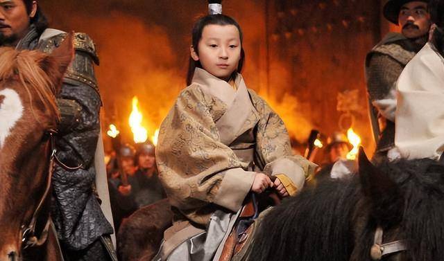 曹操所喜爱的儿子曹彰,手握重兵,为什么不反了曹丕?