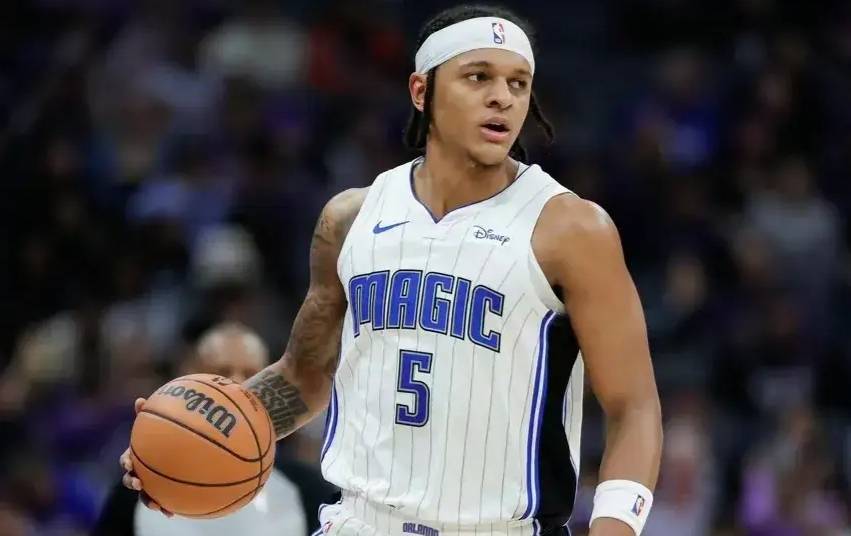 爱德华兹_文班_季后赛