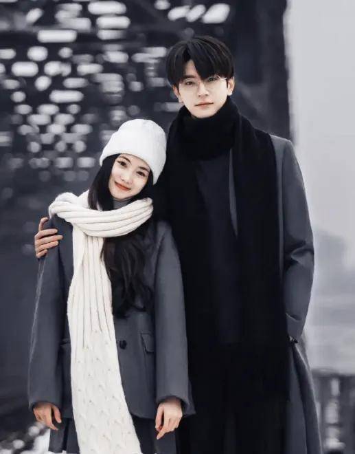 虞书欣恋情曝光,男友竟然是小4岁的他?